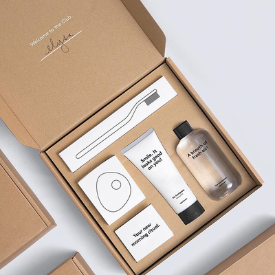 Boîte-cadeau imprimée par coutume de boîte d'expédition d'annonce d'OIN pour des produits de cosmétiques et de soin de la peau