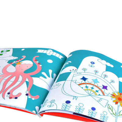 Impression de livre de coloriage de dessin d'impression de livre d'enfants de couverture molle faite sur commande pour des enfants