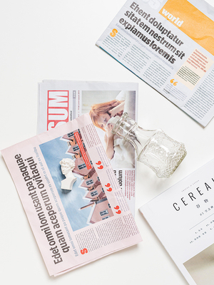 Impression de magazines de catalogue de couleurs Pantone Impression de magazines offset CMJN 4 couleurs